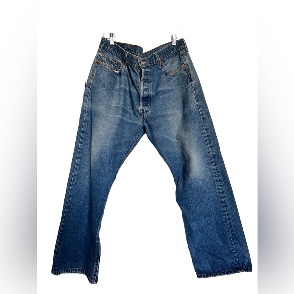 LEVI’S 501 *CROPPED* Jeans 38x25